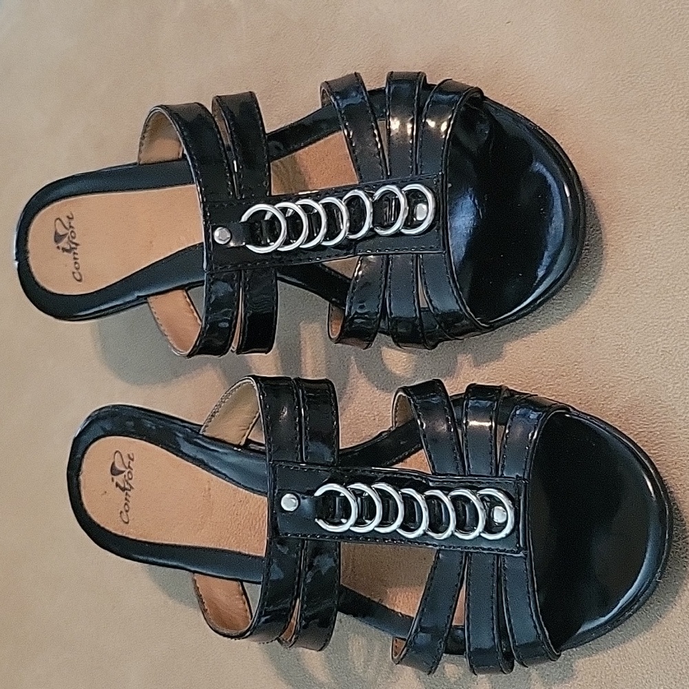 Lovely I ❤️ Comfort Wedges sz 8.5